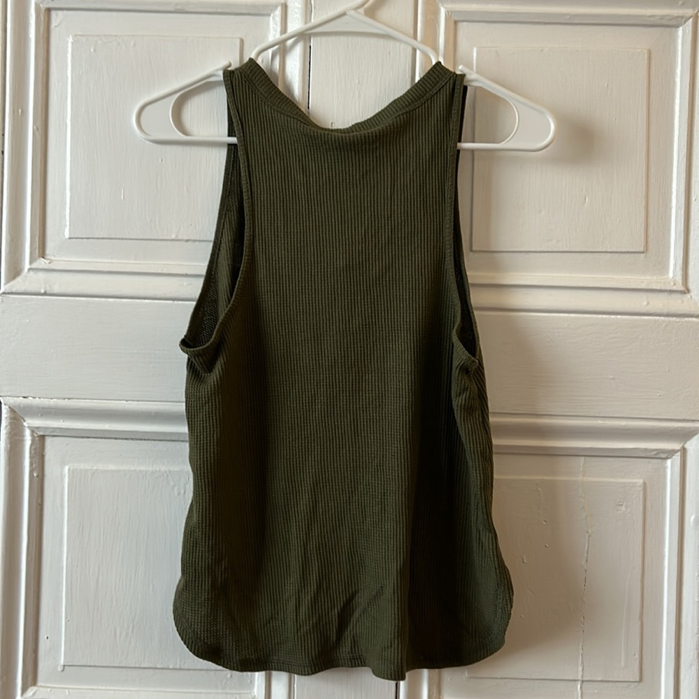 Wild Fable Olive Green Button Tank Top Size Medium - Picture 4 of 4